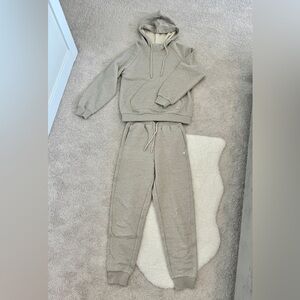 brand new nest design women hoodie and sweatpants